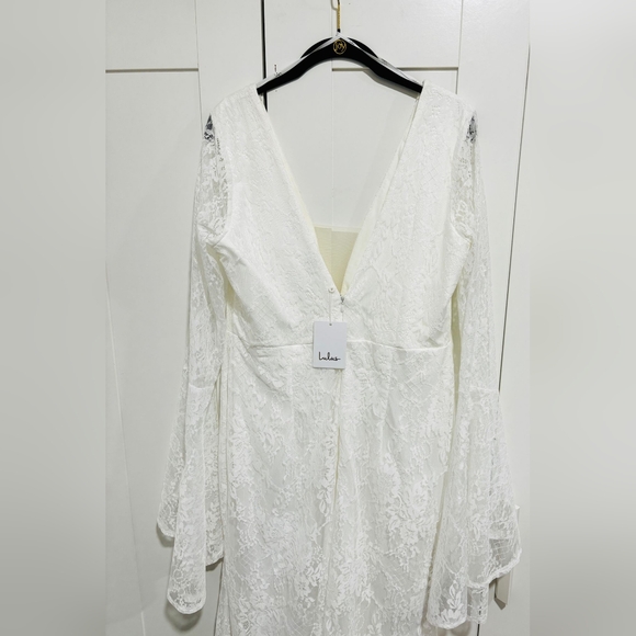 White bridal dress, Lulus, XL - Picture 6 of 8
